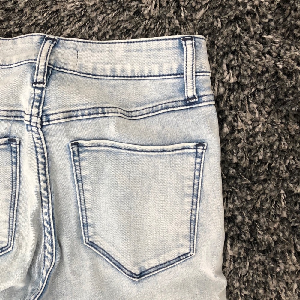 Jeans - Picture 3 of 4